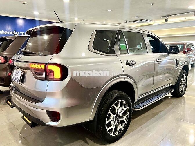 Everest Titanium Xe Đẹp Bán Tại Ford Có Bảo Hành