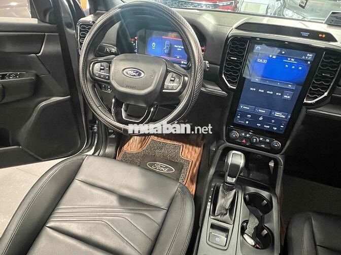 Everest Titanium Xe Đẹp Bán Tại Ford Có Bảo Hành