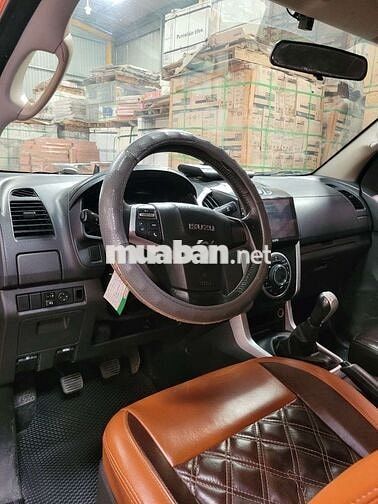 Isuzu Dmax 2016 LS 2.5 4X4 MT - 98000 km