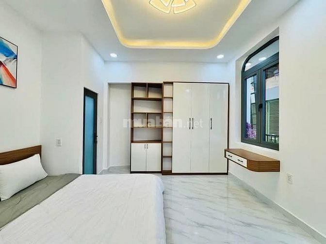 Kẹt tiền bán gấp nhà Huỳnh Văn Bánh, Phú Nhuận. Giá 3,29 tỷ/60m2, HXH