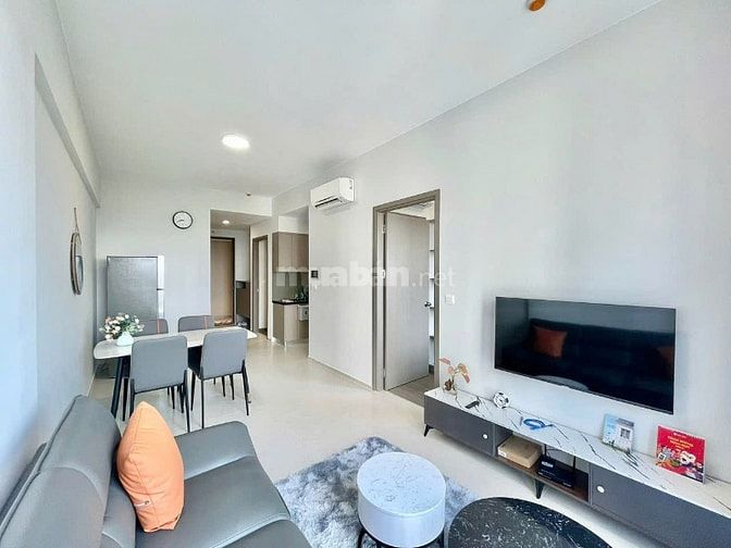 Chung cư Sky Center, Phổ Quang, TB: 2p ngủ rộng, full NT 98m2 16 triệu