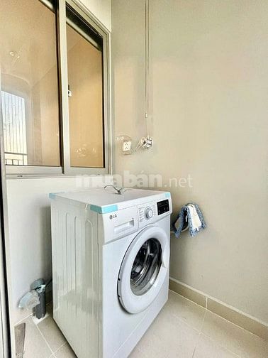 Chung cư Sky Center, Phổ Quang, TB: 2p ngủ rộng, full NT 98m2 16 triệu