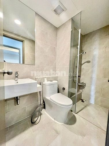 Chung cư Sky Center, Phổ Quang, TB: 2p ngủ rộng, full NT 98m2 16 triệu