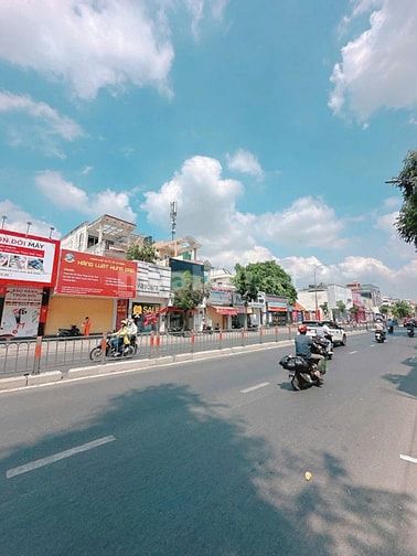 Giấy tờ kê khai 99 Mặt tiền quang Trung, p10, dt 200m2( 5x40) giá 6ty5