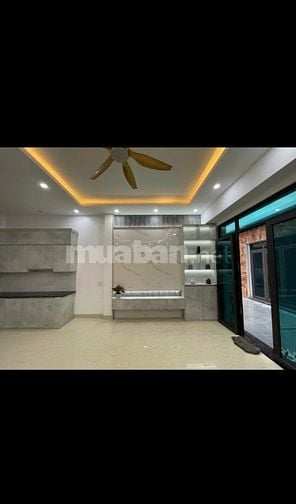 Bán nhà riêng tại Bình Hàn, 2,8 tỷ, 42,2m2, mặt tiền hơn 5m