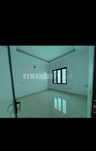 Bán nhà riêng tại Bình Hàn, 2,8 tỷ, 42,2m2, mặt tiền hơn 5m