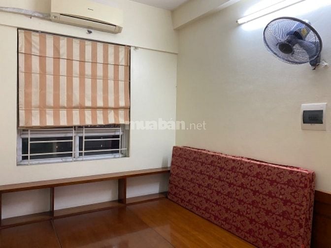 Cho thuê chung cư N04B2 đường Thành Thái, công viên cầu giấy 