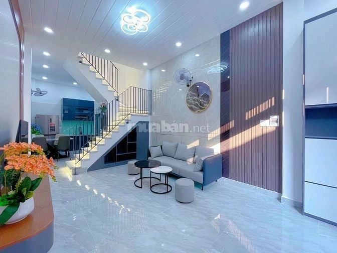 Bán nhà gần Trường Đại Học Văn Lang ở Nguyễn Thái Sơn p7 gò vấp.3,38tỷ