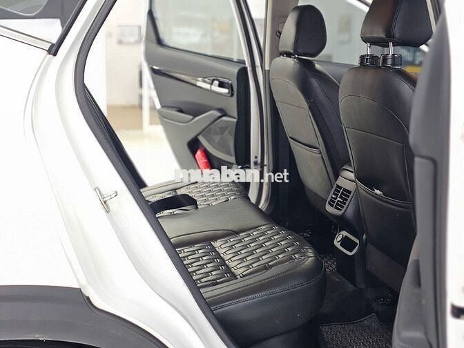 Kia Seltos 2022 Luxury 1.4 AT - 24000 km
