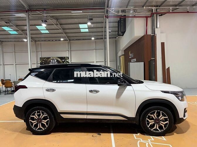 Kia Seltos 2022 Luxury 1.4 AT - 24000 km