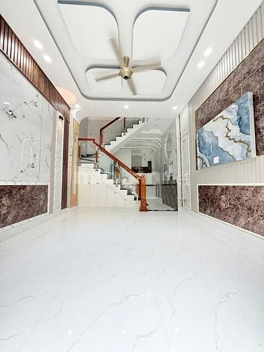 Bán lỗ nhà Lò Lu, Quận 9. Giá 2,7 tỷ/60m2, đường 5m, sang tên ngay