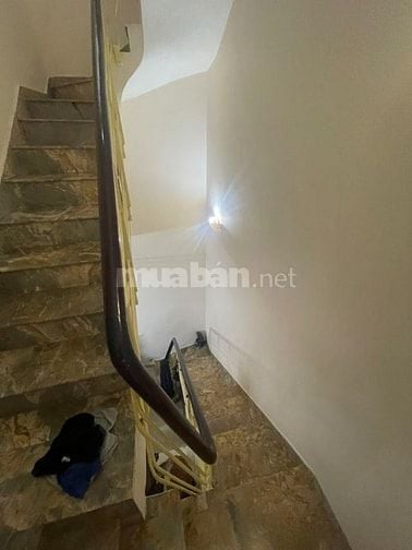Bán nhà Tân Mai - Hoàng Mai, D T47m x 4 tầng, ô tô tránh, vỉa hè, kinh