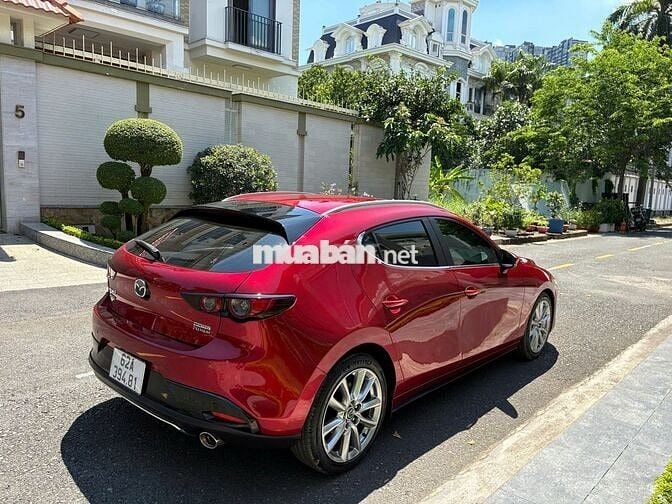 Mazda 3 2020 Sport 1.5 Premium màu Đỏ Pha Lê