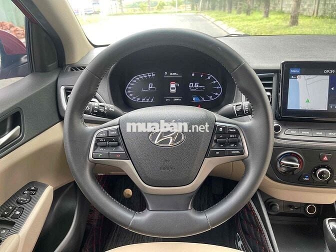 Hyundai Accent 2022 1.4 AT - 27000 km
