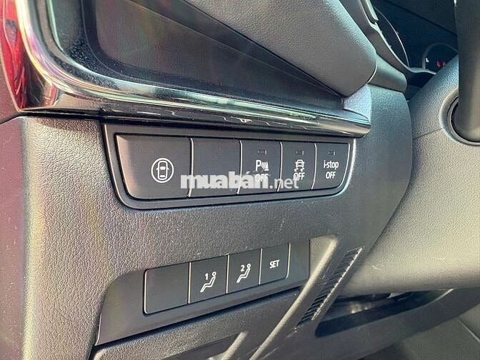 Mazda 3 2020 Sport 1.5 Premium màu Đỏ Pha Lê