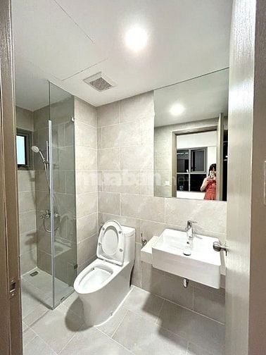 Chung cư Bạch Đằng, P2, Tân Bình: 97m2, 2p ngủ, NT mới, giá 16tr/th