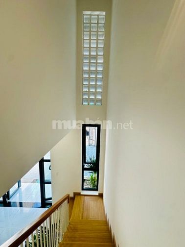Bán nhà mặt tiền đường Trần Phú kinh doanh nhà xây mới 100% 