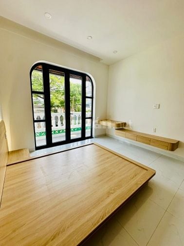 Bán nhà mặt tiền đường Trần Phú kinh doanh nhà xây mới 100% 
