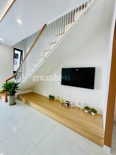Bán nhà mặt tiền đường Trần Phú kinh doanh nhà xây mới 100% 