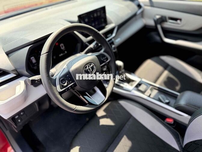 Toyota Veloz Cross 2022 CVT Top - 36000 km