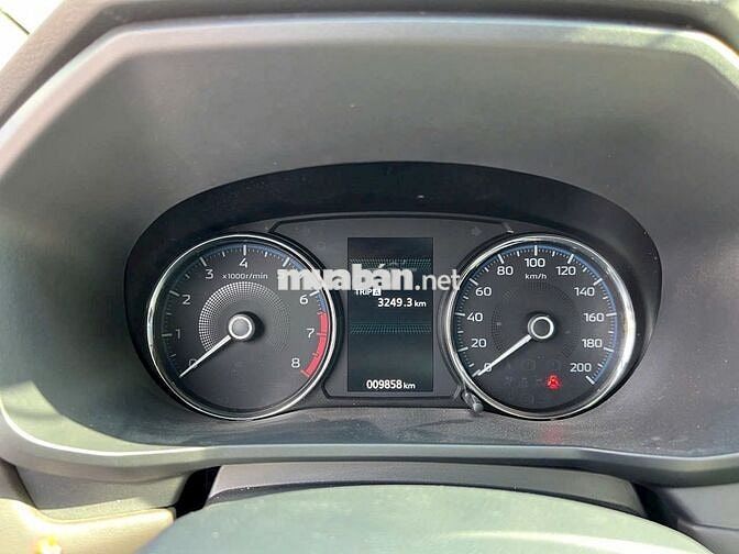 Mitsubishi Xpander 2024 Premium 1.5 AT - 9800 km