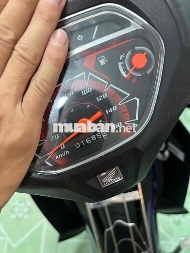 cần bán xe blade xe lướt 1k6km cmc