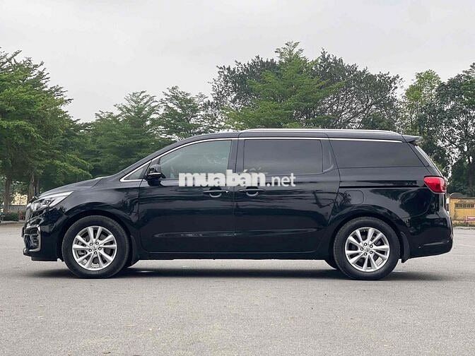 Kia Sedona 2018 2.2 DATH - 100000 km
