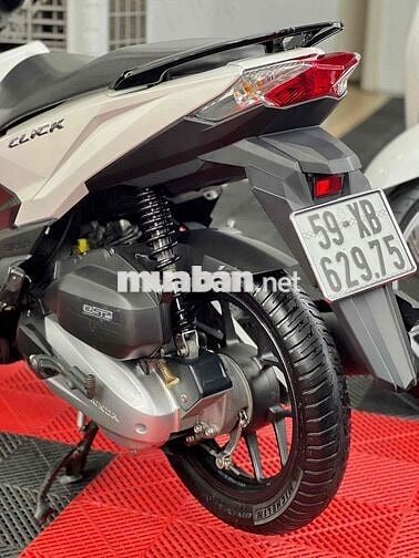 💥Click Thái đời 2017 BSTP Chính chủ xe đẹp 💥