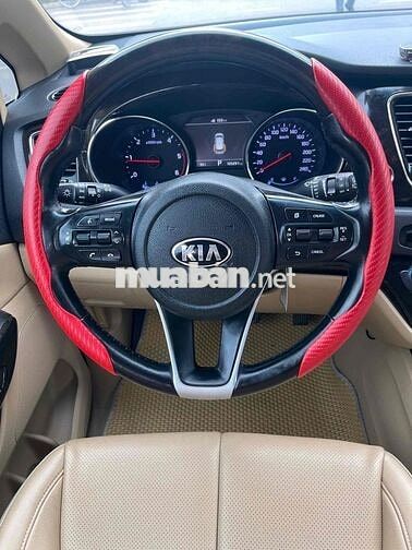 Kia Sedona 2018 2.2 DATH - 100000 km