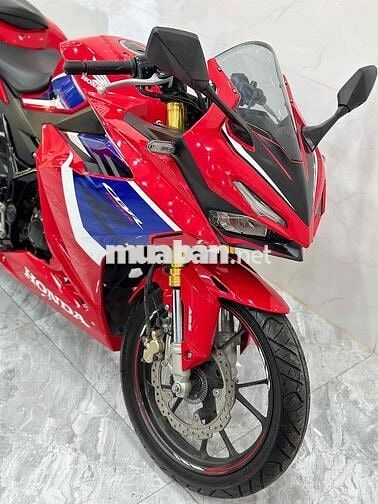 CBR150R 2022 ABS odo 5.000km ( Bao Đậu Nợ Xấu )