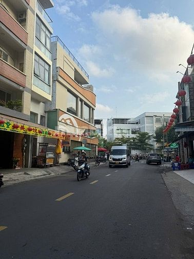 MẶT TIỀN HÀ TÔN QUYỀN CẠNH QUẬN 5, SÁT CHỢ RẪY, ĐHYD DT 50M2, CÓ LỀ 3M