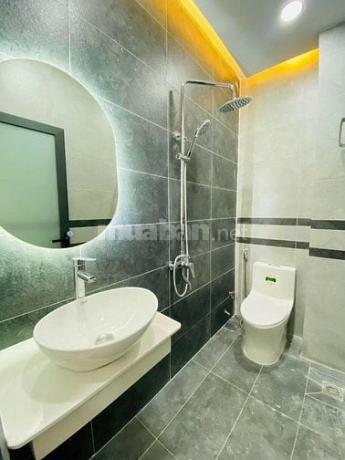 Duy nhất còn 1 căn, 4x15m, 2 lầu, ST, Liên Khu 4-5, Quận BT