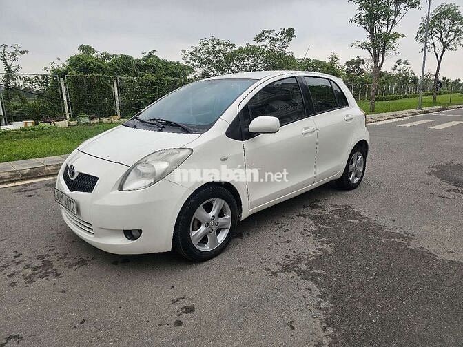 Toyota Yaris 2007 1.3 AT - 150000 km