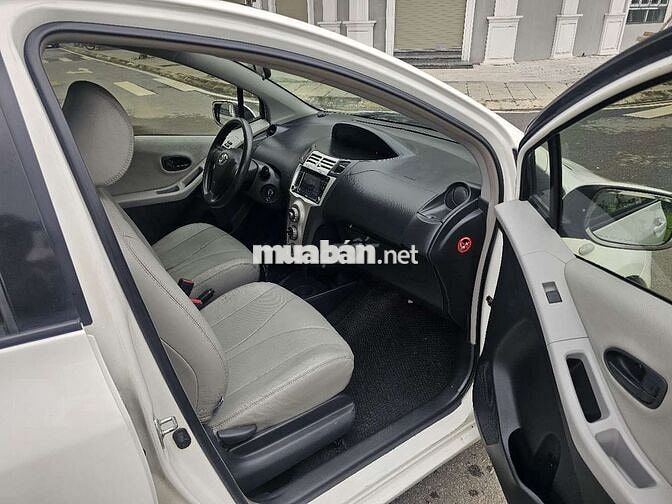 Toyota Yaris 2007 1.3 AT - 150000 km