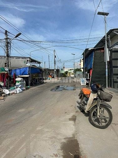 Bán nhà Thuộc phước bình phước tỉnh Long đất brvt Mặt đường nhựa 8M Gi