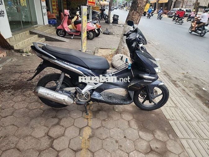 Cần bán xe như hình giấy tờ đày đủ ,máy móc ok