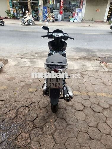 Cần bán xe như hình giấy tờ đày đủ ,máy móc ok