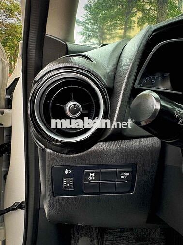 Mazda 2 2015 1.5 AT - Trắng đẹp