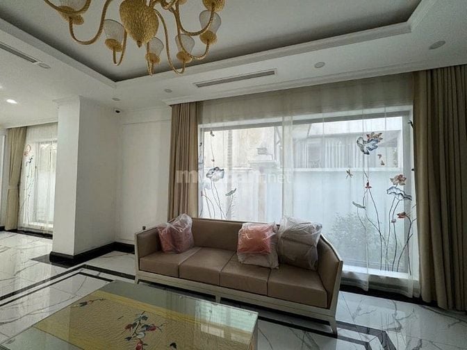 Biệt thự đẹp xuất sắc tại Gia Thụy, Long Biên, Hà Nội, 15,9 tỷ, 99m2