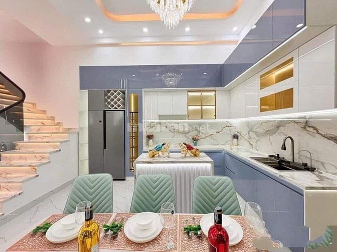 Nhà Mặt Tiền đường số phạm Hữu Lầu Q7 
