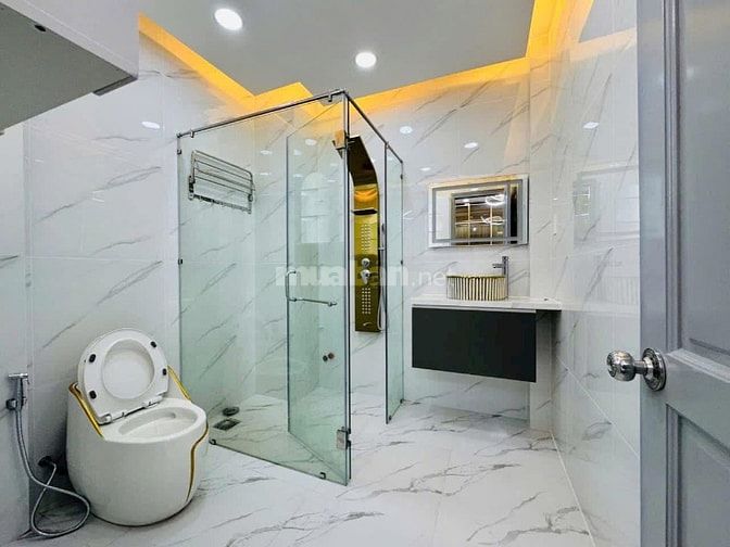 Nhà Mặt Tiền đường số phạm Hữu Lầu Q7 