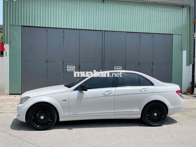 Mercedes Benz C Class 2010 C250 CGI - 125000 km