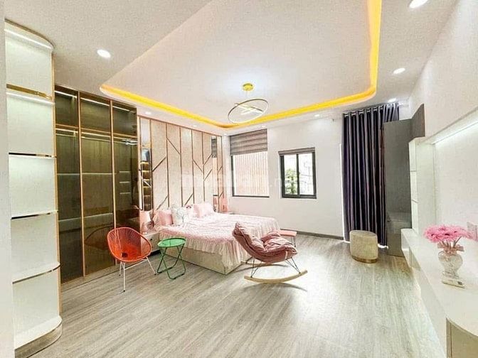 Nhà Mặt Tiền đường số phạm Hữu Lầu Q7 