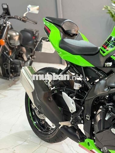 Kawwasaki ZX25R siêu mới