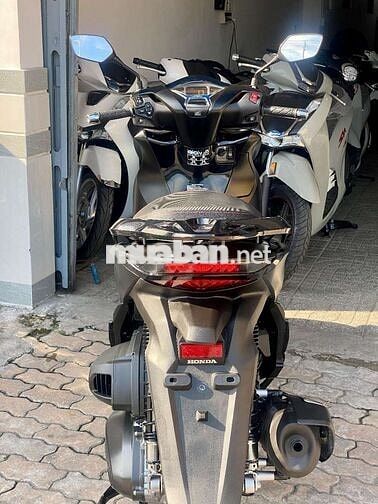 SH 350i date 2022 máy THÁI mua mới T1/2025 3.300km