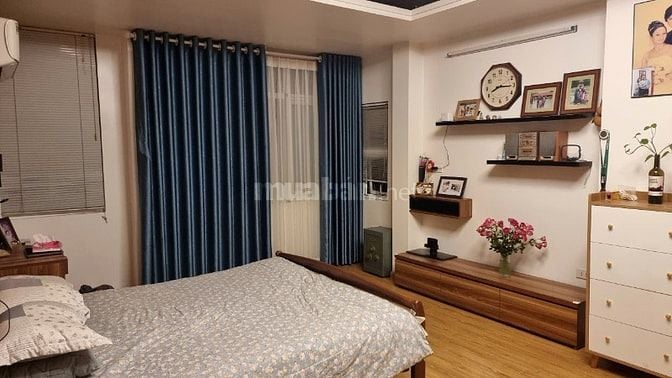 Nhà Lạc Trung Hai Bà Trưng, 52m2 5,5 tầng Ô TÔ vào nhà 18 tỷ.