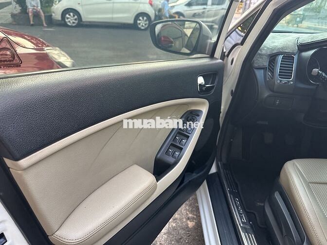 Kia Cerato 2016 1.6 MT - 14200 km