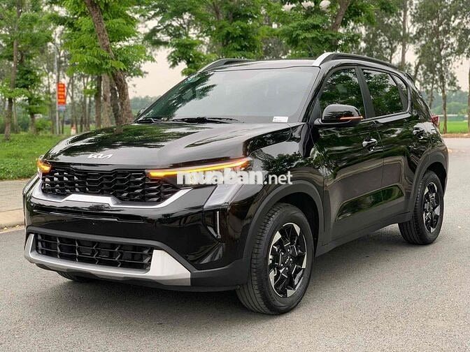Kia Sonet 2025 Luxury 1.5 AT - 6000 km