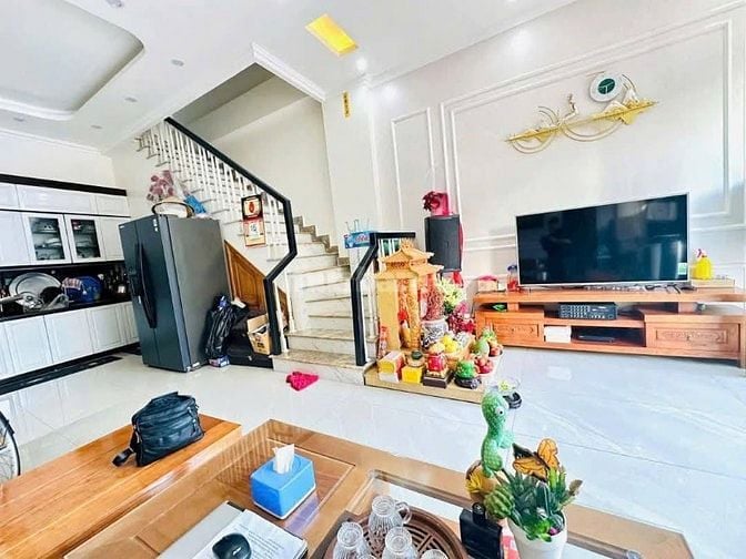 CHO THUÊ NHÀ ĐẸP GIÁ RẺ PHÓ TRẦN KHÁT CHÂN