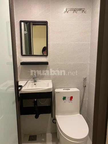 Cho thuê nhà số 118/56 ngõ 214 Nguyễn xiển, mặt ngõ ô tô